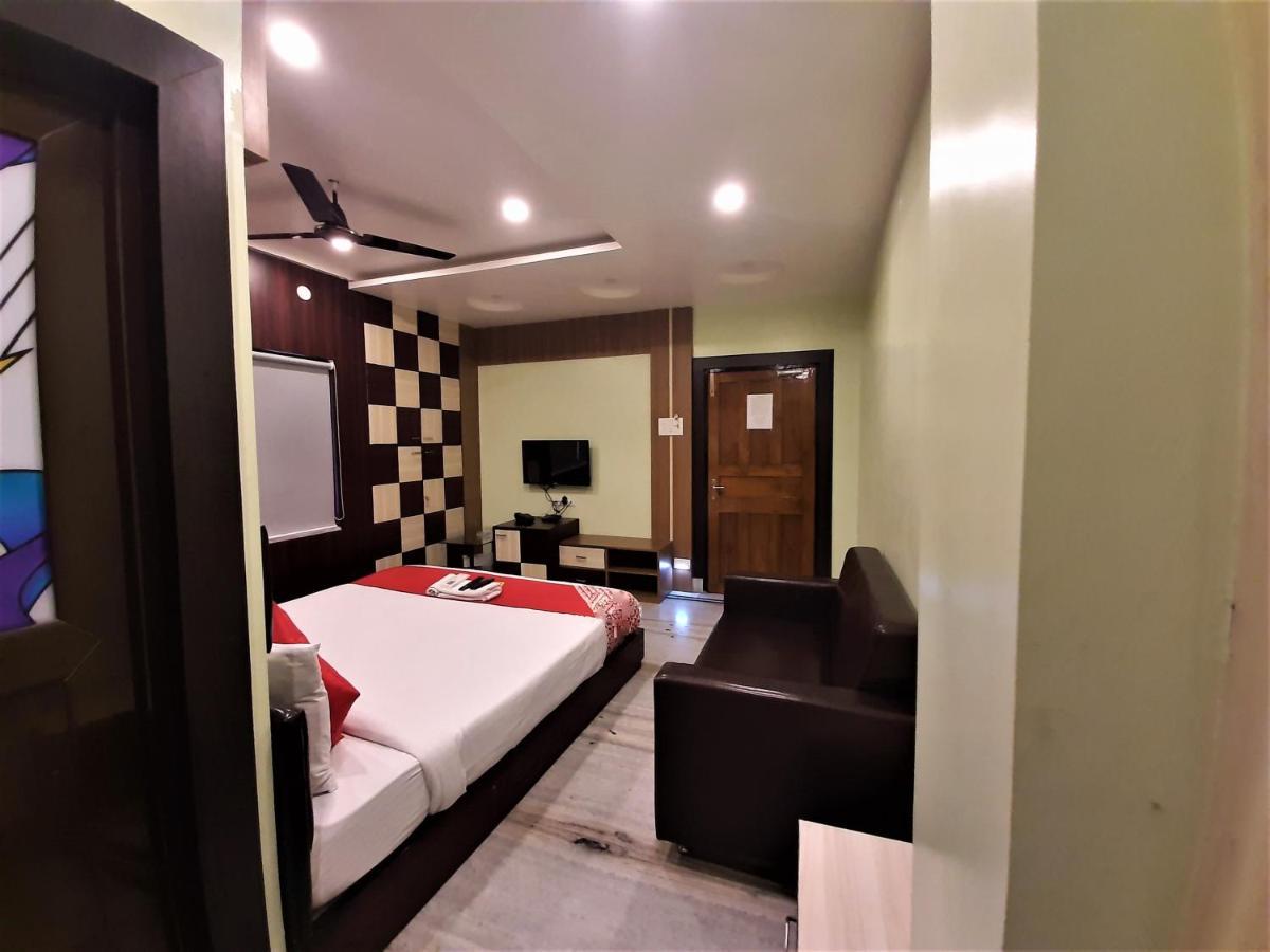 Отель Dora House Калькутта Экстерьер фото
